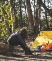 Camping minimaliste paysage